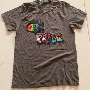 Gay Pride men’s Small gray short sleeved shirt